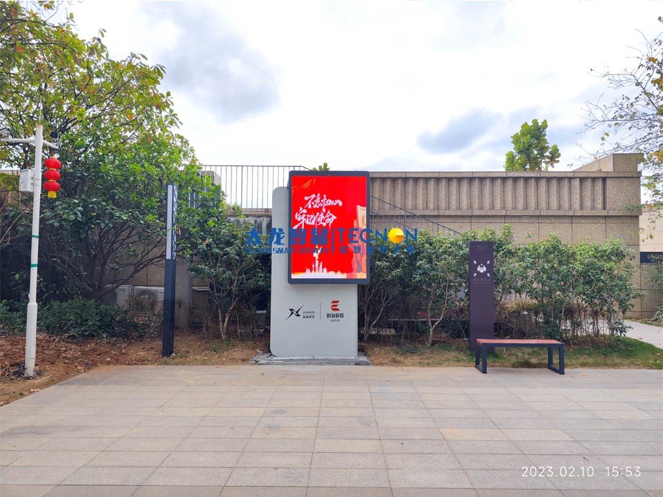 四川省頤安三期引入全新3D裸眼LED廣告機，讓你身臨其境！