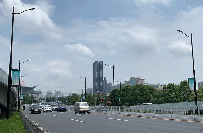 智慧長沙：三一大道LED燈桿屏點亮城市之光