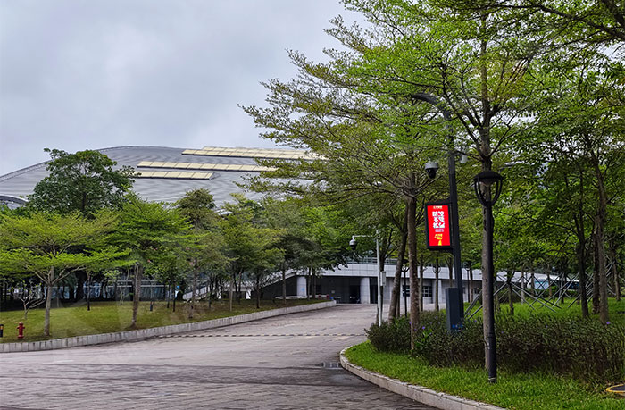 深圳大學燈桿屏