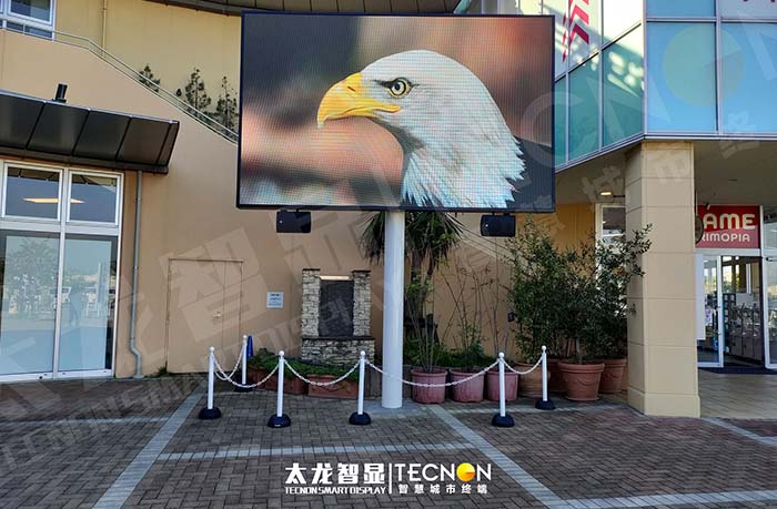 日本街頭的廣告新寵：單面 IP66 單立柱廣告機項目揭秘